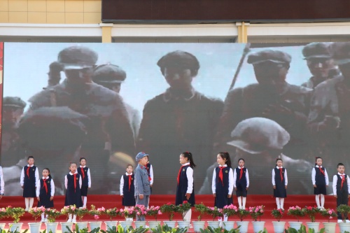 1766744725920969.jpg 情景朗诵《这盛世如你所愿》_副本.jpg