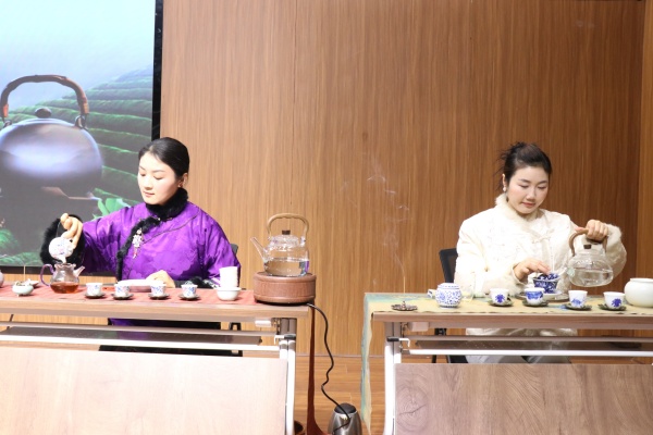 茶艺表演.JPG
